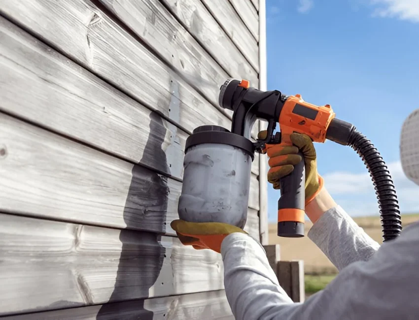 Wood Spray Painting